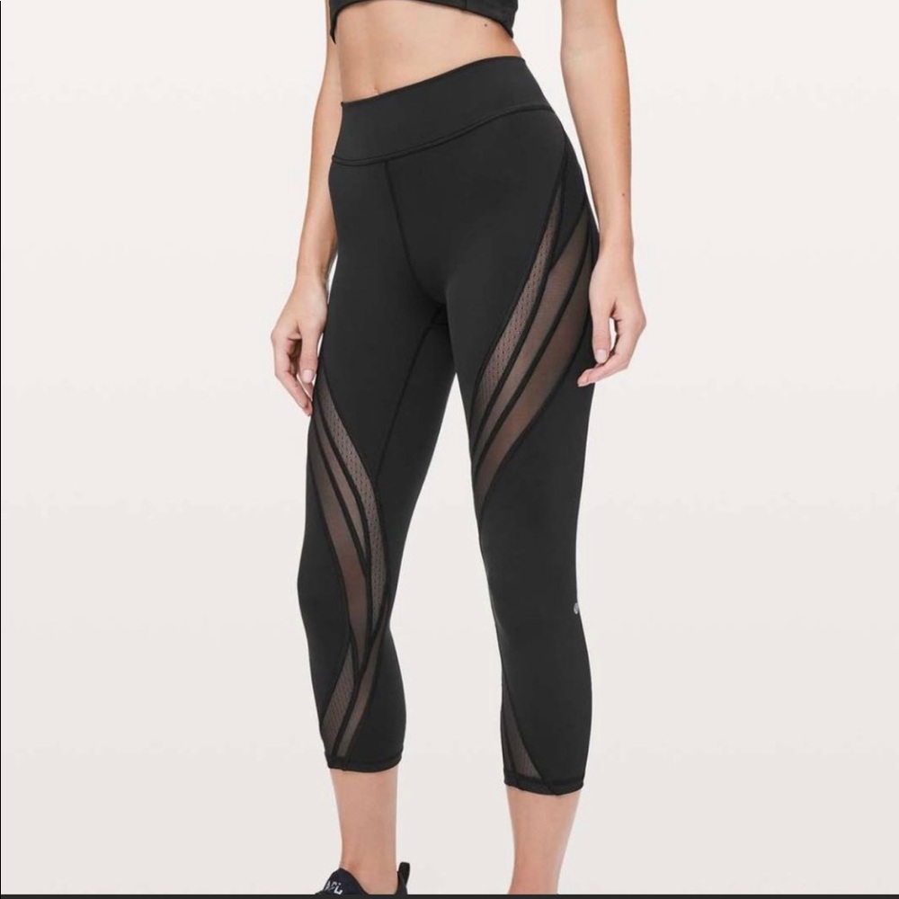 Lululemon Never Still Crop Legging - Size 4